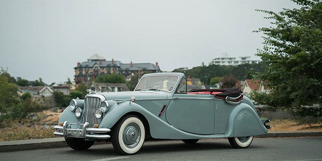 Premium vintage car rental chauffeur mauritius (6)